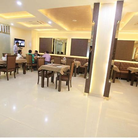 Neo Classic Hotel Chandīgarh Eksteriør billede