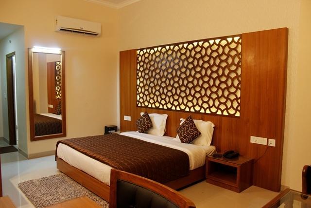 Neo Classic Hotel Chandīgarh Eksteriør billede