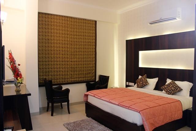 Neo Classic Hotel Chandīgarh Eksteriør billede