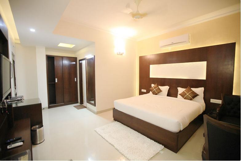 Neo Classic Hotel Chandīgarh Eksteriør billede